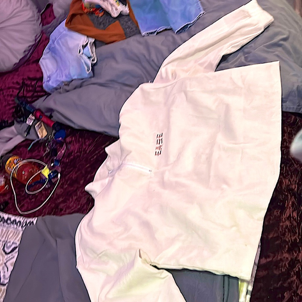 Crème colored sweater, size 3xl